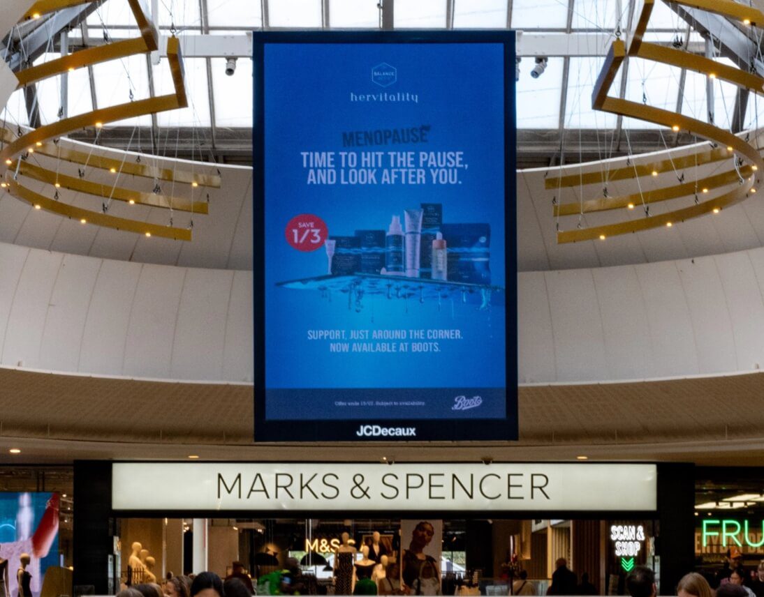 Hervitality ad in situ in a shopping centre